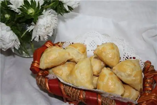 Пирожки бездрожжевые на сметане (мастер-класс)