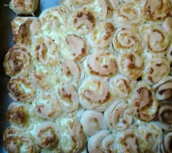Плюшки «Сырные розочки»