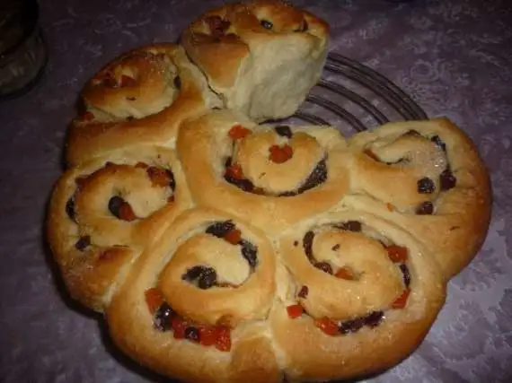 Английские булочки с фруктами