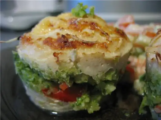 Куриные маффины с брокколи и болгарским перцем
