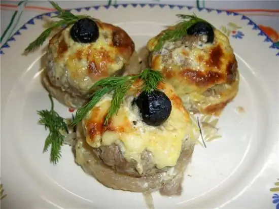 Мясные башенки на ананасе от Ромы