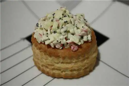 Салат из крабовых палочек с яблоком