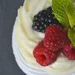 Советы по выращиванию крыжовника, малины и ежевики