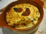 Творожная запеканка с вялеными помидорами и базиликом