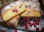 Миндальный пирог с клюквой