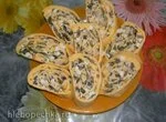 Сырный рулет с ветчиной и грибами