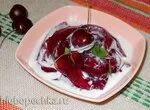 Вишневые спагетти в соусе пломбир