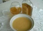 Ликёр Лимонный мёд на коньяке.