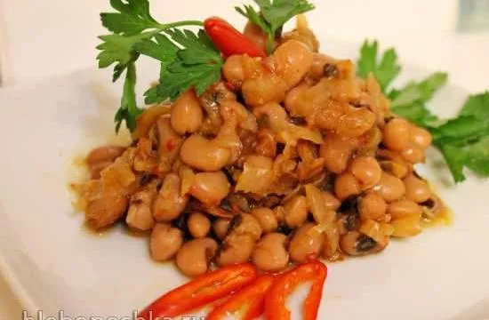 Пребранац - запеченная фасоль по-сербски - Хлебопечка.ру