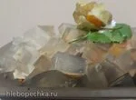 Салат из печени и моркови на курином бульоне, украшенный желе
