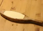 Сливочное масло из очень жирных сливок прямо в упаковке